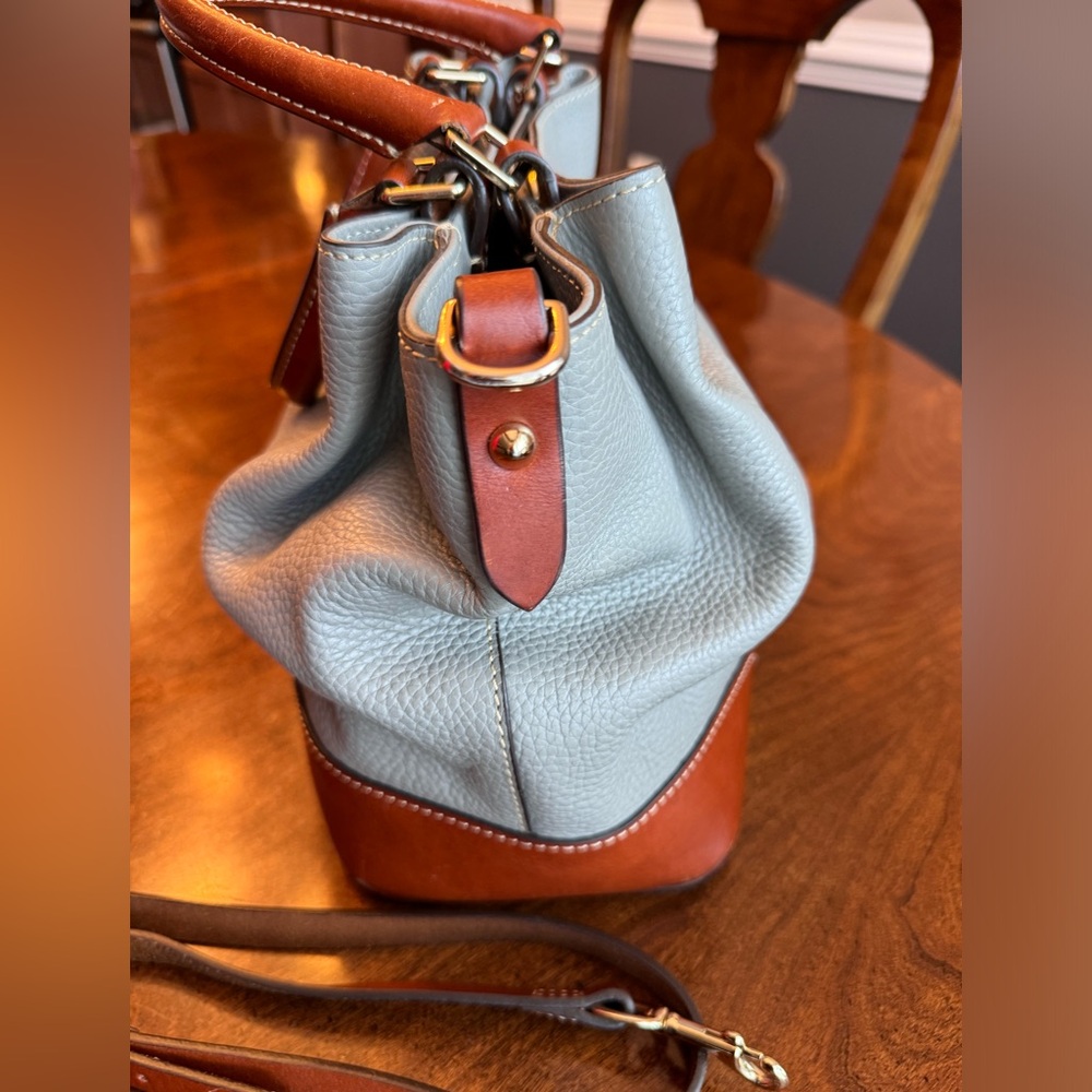 Dooney and Bourke Vintage Peeble Grain Brenna - Picture 10 of 10